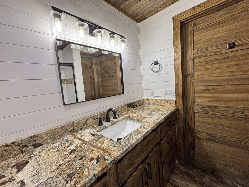 51 Bathroom Downstairs 2